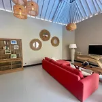 Stylish & Quiet Recently Renovated 2Br Villa