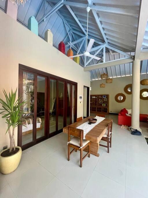 Stylish & Quiet Recently Renovated 2br Villa Seminyak (Bali)